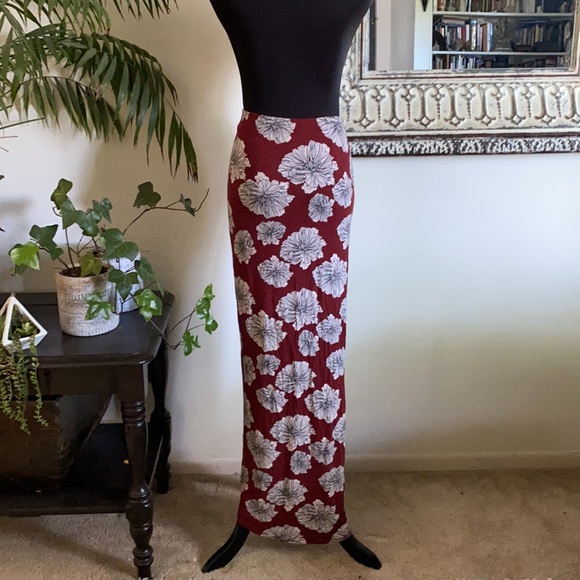 ✨NEW LIST✨Side Slit Ruched Floral Stretchy Skirt - Picture 7 of 8